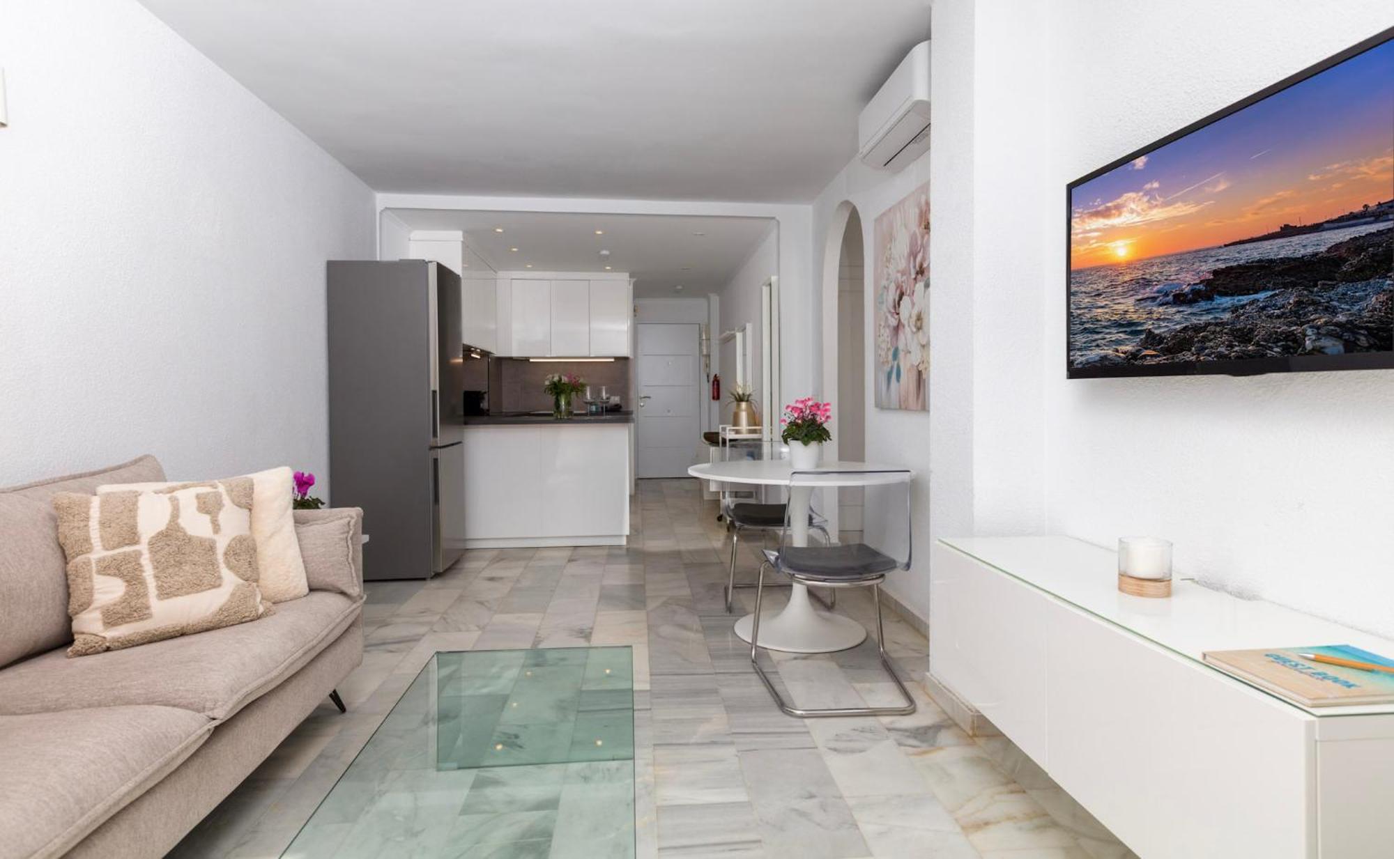 Oceanfront Mijas Apartment ภายนอก รูปภาพ